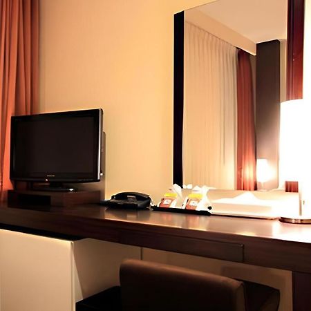 Hotel Yuquesta Asahibashi Наха Экстерьер фото