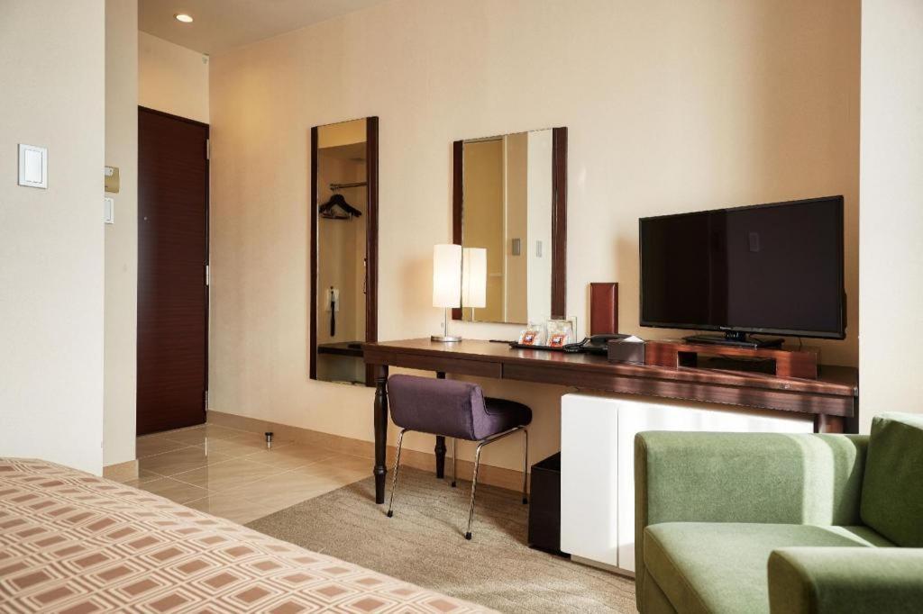 Hotel Yuquesta Asahibashi Наха Экстерьер фото