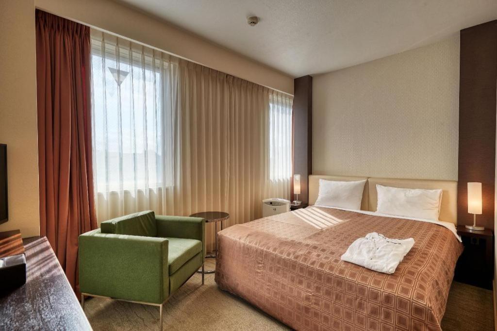 Hotel Yuquesta Asahibashi Наха Экстерьер фото