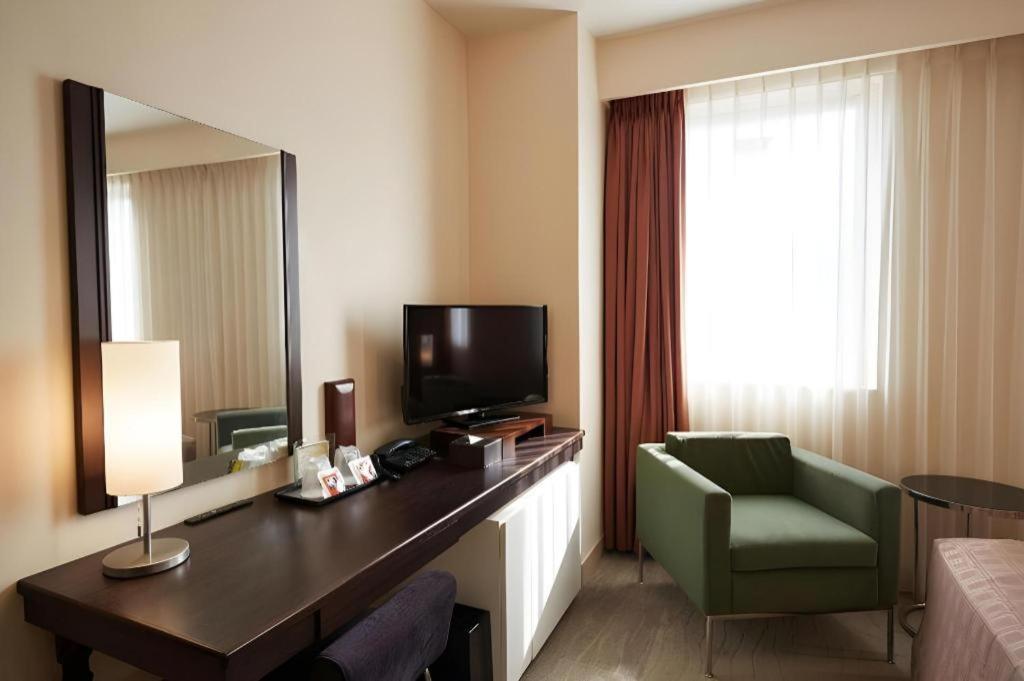 Hotel Yuquesta Asahibashi Наха Экстерьер фото