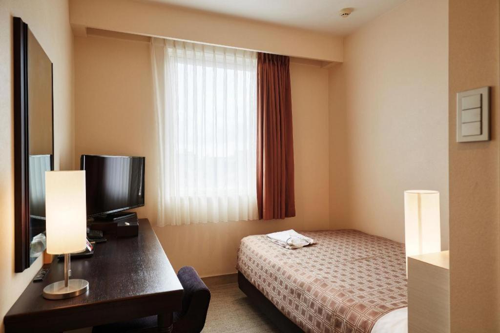 Hotel Yuquesta Asahibashi Наха Экстерьер фото