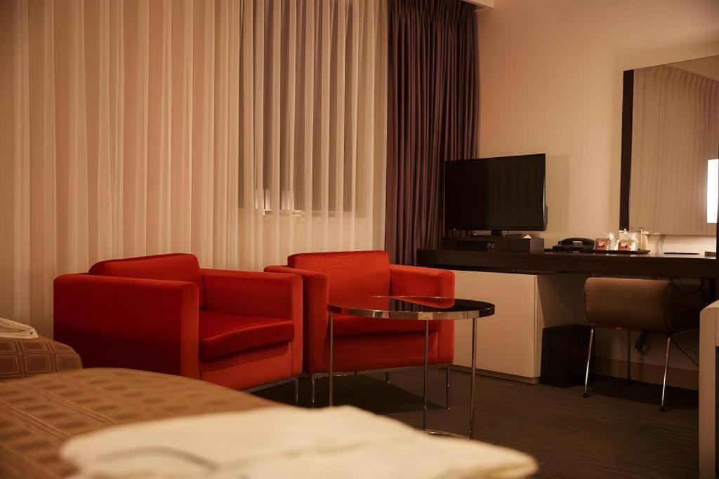 Hotel Yuquesta Asahibashi Наха Экстерьер фото
